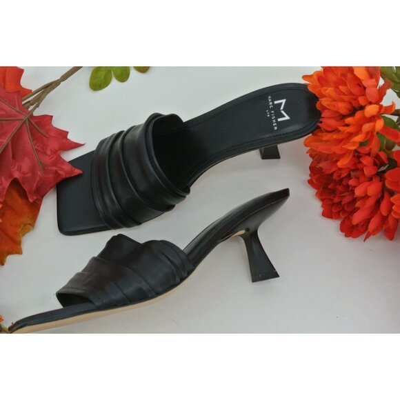 Marc Fisher Ltd Black Leather Strappy Sandals Size 8M - Picture 9 of 10